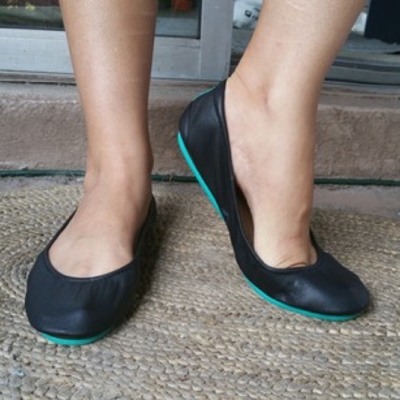 black tieks